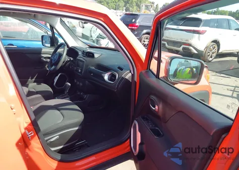 2018 Jeep Renegade Sport 4X4 из США, поврежденный, VIN ZACCJBAB8JPJ55880